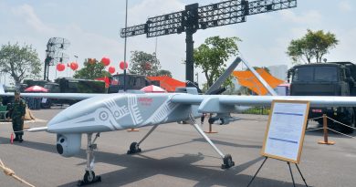 Cận cảnh UAV Việt Nam sản xuất mang được tên lửa, bom thông minh