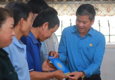 Công đoàn hỗ trợ 1,5 tỉ đồng giúp người lao động Gia Lai sau mưa lũ