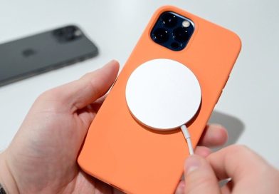 iPhone 17 Pro phát tiếng nhiễu bí ẩn khi sạc khiến người dùng hoang mang