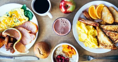 4 việc này hại chẳng kém ăn đồ ngọt, khiến đường huyết tăng vọt không phanh