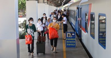 Tàu hỏa, xe khách tăng chuyến dịp Tết Dương lịch