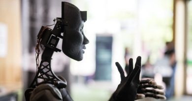 AI chưa thể thay con người, nhưng tạo ra ‘siêu nhân viên’