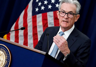 Fed giữ nguyên lãi suất, tiết lộ thời điểm cho đợt nới lỏng tiếp theo trong năm 2026