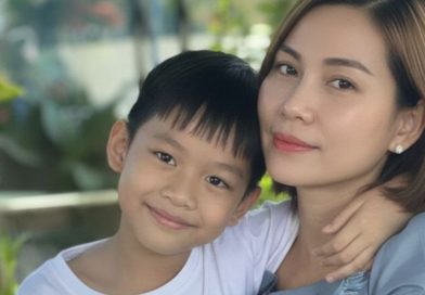 Con nói: “Mẹ ơi, nhà các bạn giàu quá. Nhiều bạn mang theo iPhone, iPad" – Câu trả lời đi ngược số đông của bà mẹ TP.HCM