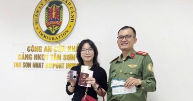 Công an tìm lại túi xách thất lạc, giúp hành khách kịp chuyến bay về nước