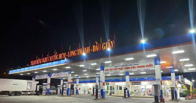 Nhiều tuyến cao tốc thiếu trạm xăng, tài xế cần chú ý gì?