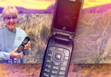 Người phụ nữ nhặt được "cỗ máy thời gian" ở giữa sa mạc: Không một ai tin nó có thể "sống dai" như vậy