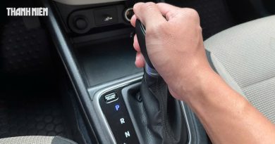 3 lý do vì sao không nên chuyển cần số về P khi dừng đèn đỏ