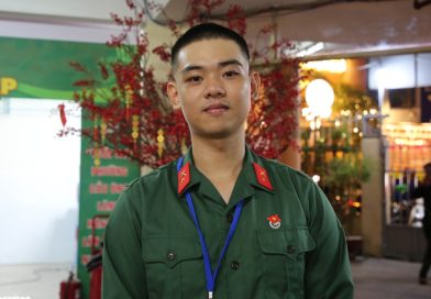 Những tân binh ‘chất lượng cao’ tình nguyện nhập ngũ