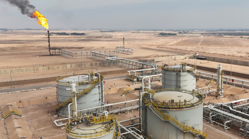 Láng giềng Iran báo tin vui cho thế giới về 3,4 triệu thùng dầu