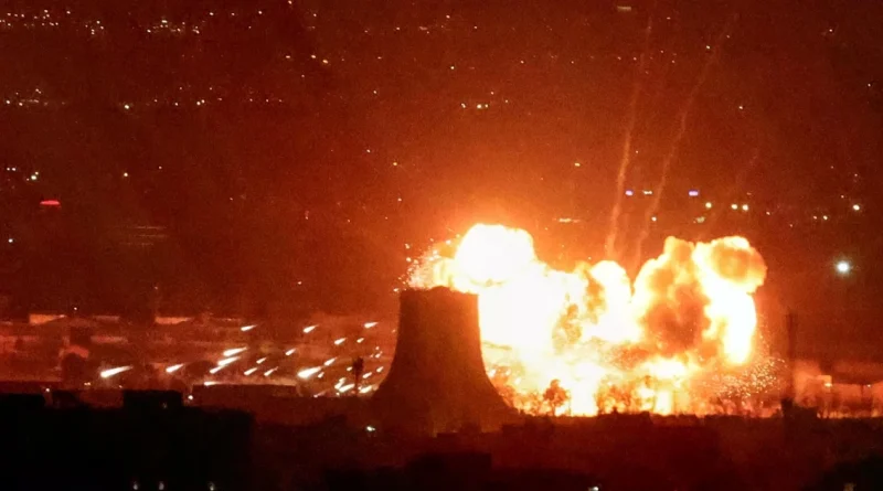 Iran bắt đầu khôi phục các cơ sở dầu mỏ và hạ tầng giao thông sau cuộc tấn công của Mỹ