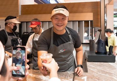 Giá chỉ hơn 30.000 đồng/cốc, cứ mỗi ngày lại mở thêm 1 cửa hàng, founder mới 37 tuổi