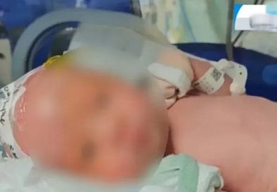 Bảo mẫu ngủ gật khiến trẻ sơ sinh 3 ngày tuổi rơi xuống đất bị xuất huyết não, gia đình yêu cầu bồi thường 700 triệu đồng