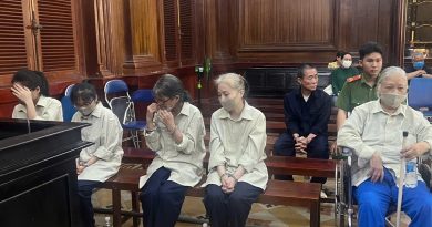 Gia đình bị cáo bổ sung tài sản trừ nợ cho ngân hàng, tòa hoãn xử