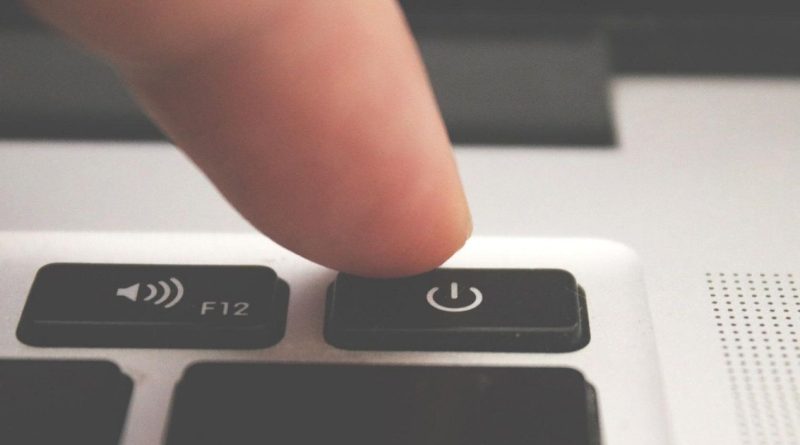 Quy tắc ‘7 ngày’ và sự thật về việc khởi động lại máy tính