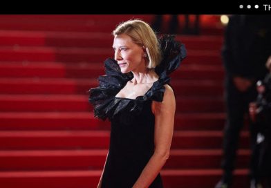 #CANNES2026 – Cate Blanchett tái xuất, Kristen Stewart diện đầm CHANEL mang họa tiết cánh bướm trong ngày thứ 5
