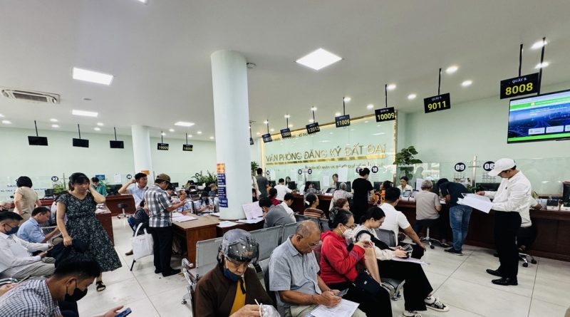 TP.HCM tiến tới làm sổ hồng trên điện thoại