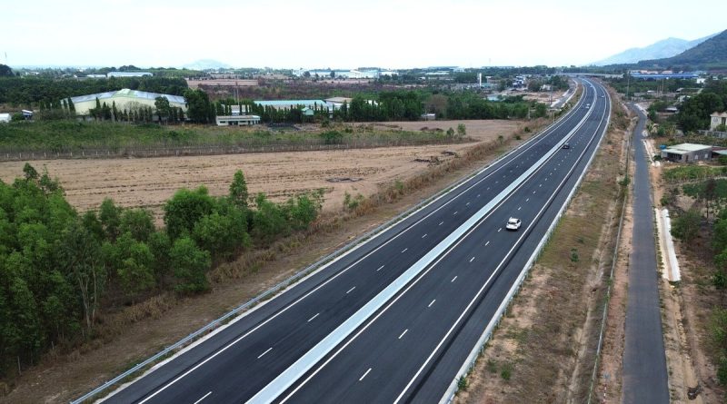 Cao tốc kết nối 2 đô thị nhóm giàu bậc nhất Việt Nam khai thác, Vũng Tàu đón vận hội mới