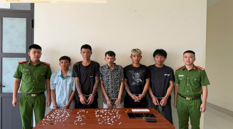 Bắt công nhân xây dựng Quàng Văn Bảo SN 1999