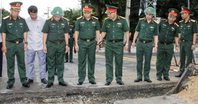 Thượng tướng Lê Quang Minh kiểm tra công tác tìm kiếm hài cốt liệt sĩ