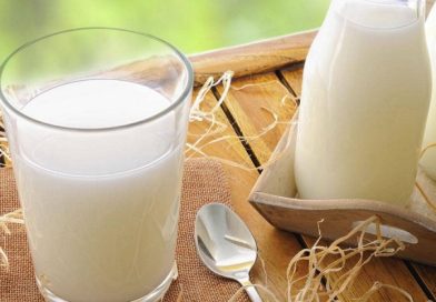 Chỉ kiêng sữa nhưng vẫn vô tư ăn 4 món này, bảo sao bệnh mãi không cải thiện