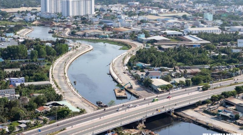 Bắt đúng nhịp sóng để đẩy ‘con thuyền kinh tế’ tiến lên