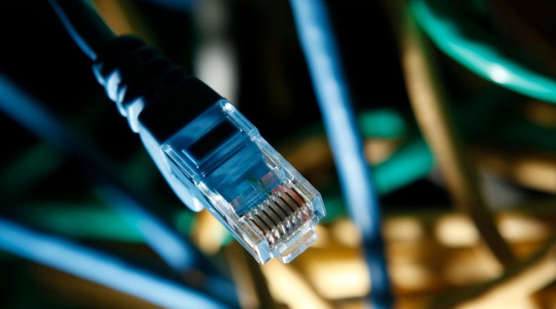 Cáp Ethernet dài đến đâu thì bắt đầu ảnh hưởng tốc độ mạng?