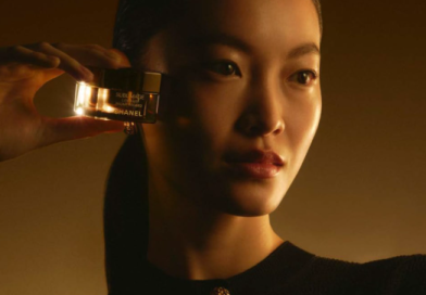 CHANEL Sublimage Les Extraits: Nghi thức dưỡng da trong màn đêm sâu thẳm
