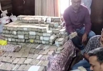 Đột kích nhà riêng người đàn ông bị cáo buộc lừa 160 tỷ đồng, thu giữ 14 kg vàng, 294 kg bạc và hơn 46 tỷ đồng tiền mặt