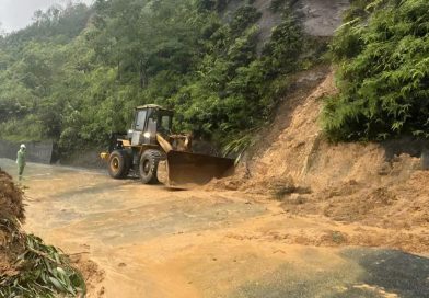 Đỉnh Bạch Mã hứng lượng mưa rất lớn, lên tới gần 690 mm