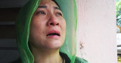 Xót xa nhìn nhà bị hư hỏng