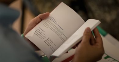 Đọc theo một cách khác